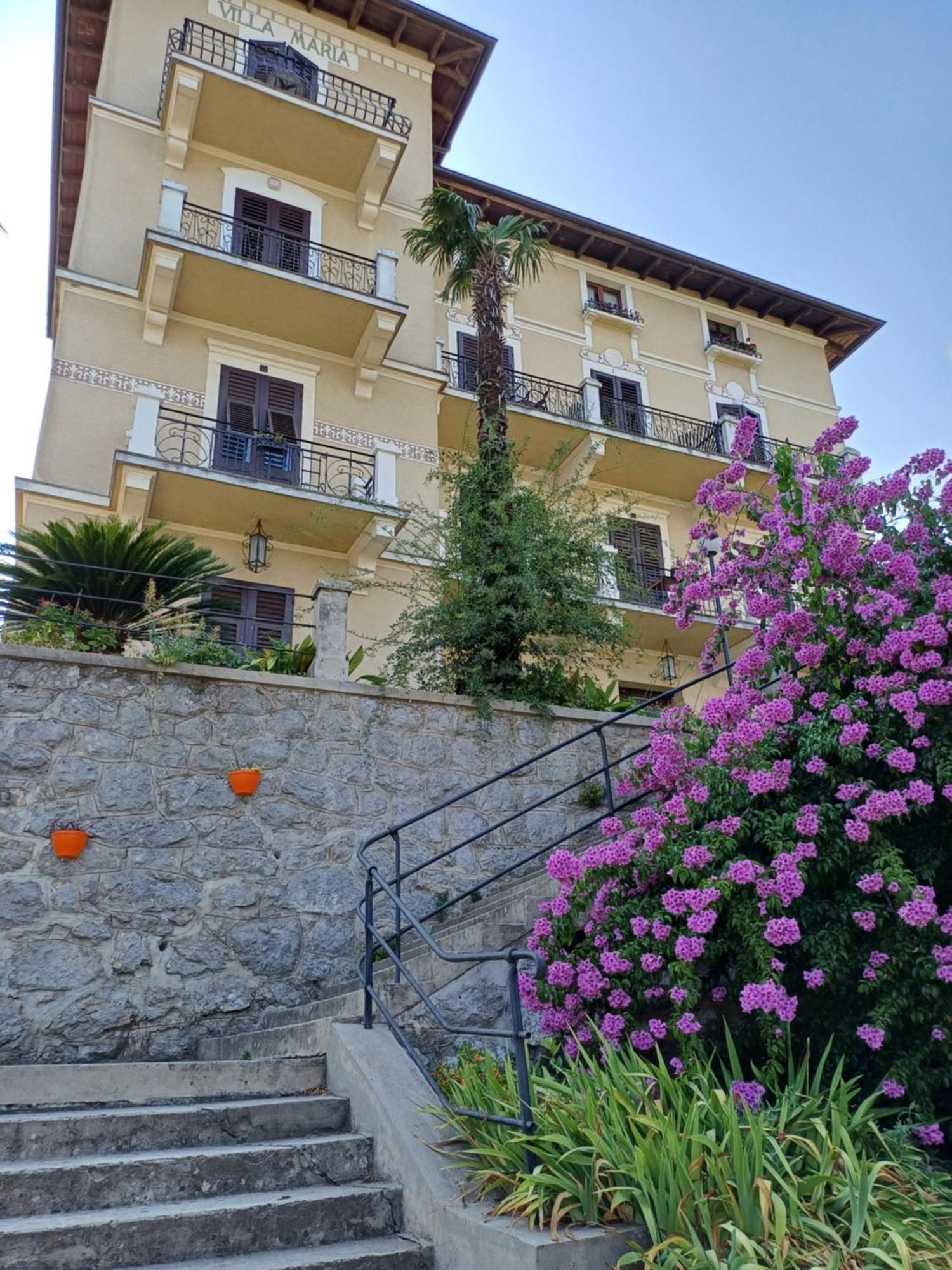 Villa Marija Ловран Екстериор снимка